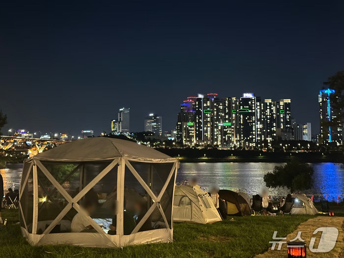 夜ごはんは「デリバリー」が正解|漢江で一泊が無料に。8月の「漢江バムピン」