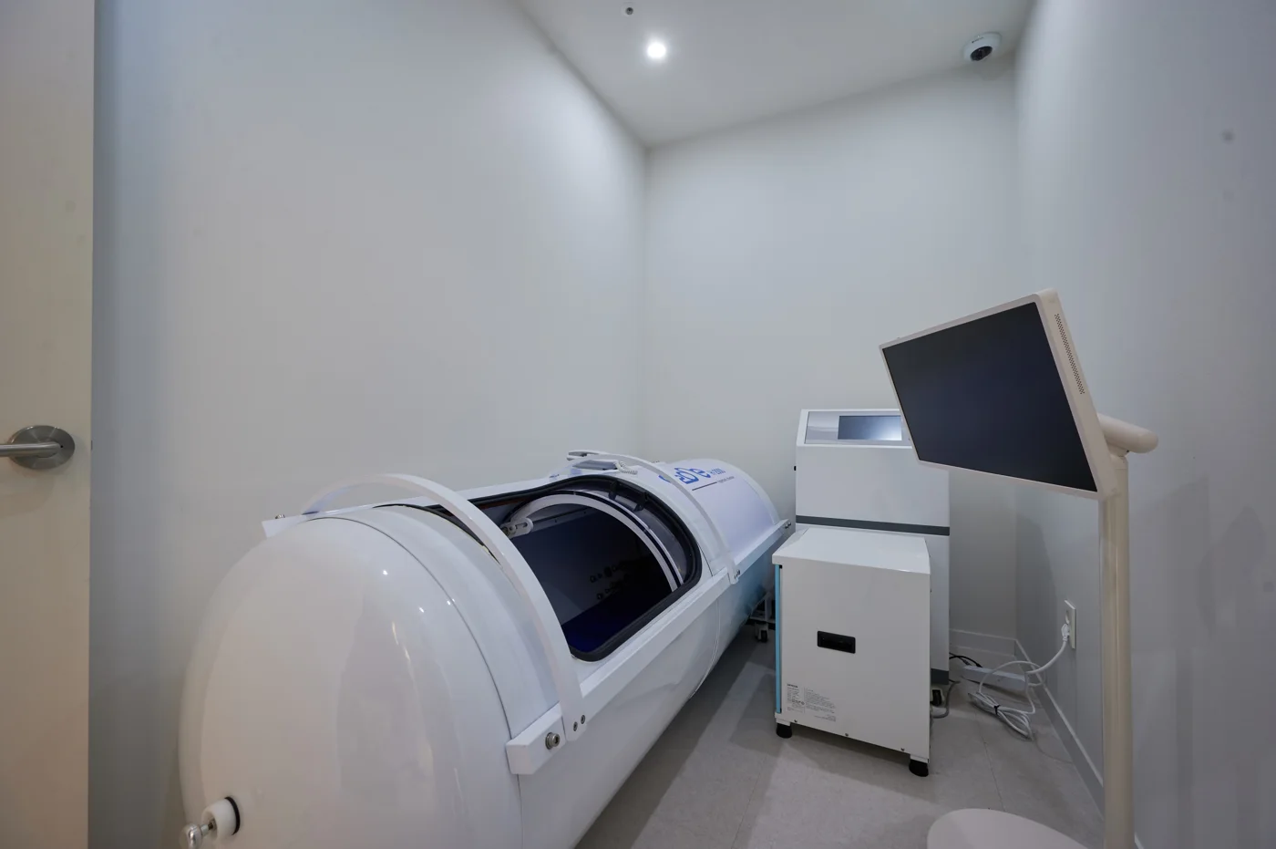 Hyperbaric oxygen therapy equipment