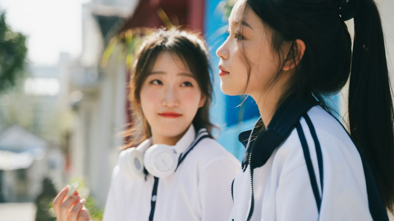 Film Remake Korea "Malam Ini, dari Dunia" Lagi Ramai di Netflix
